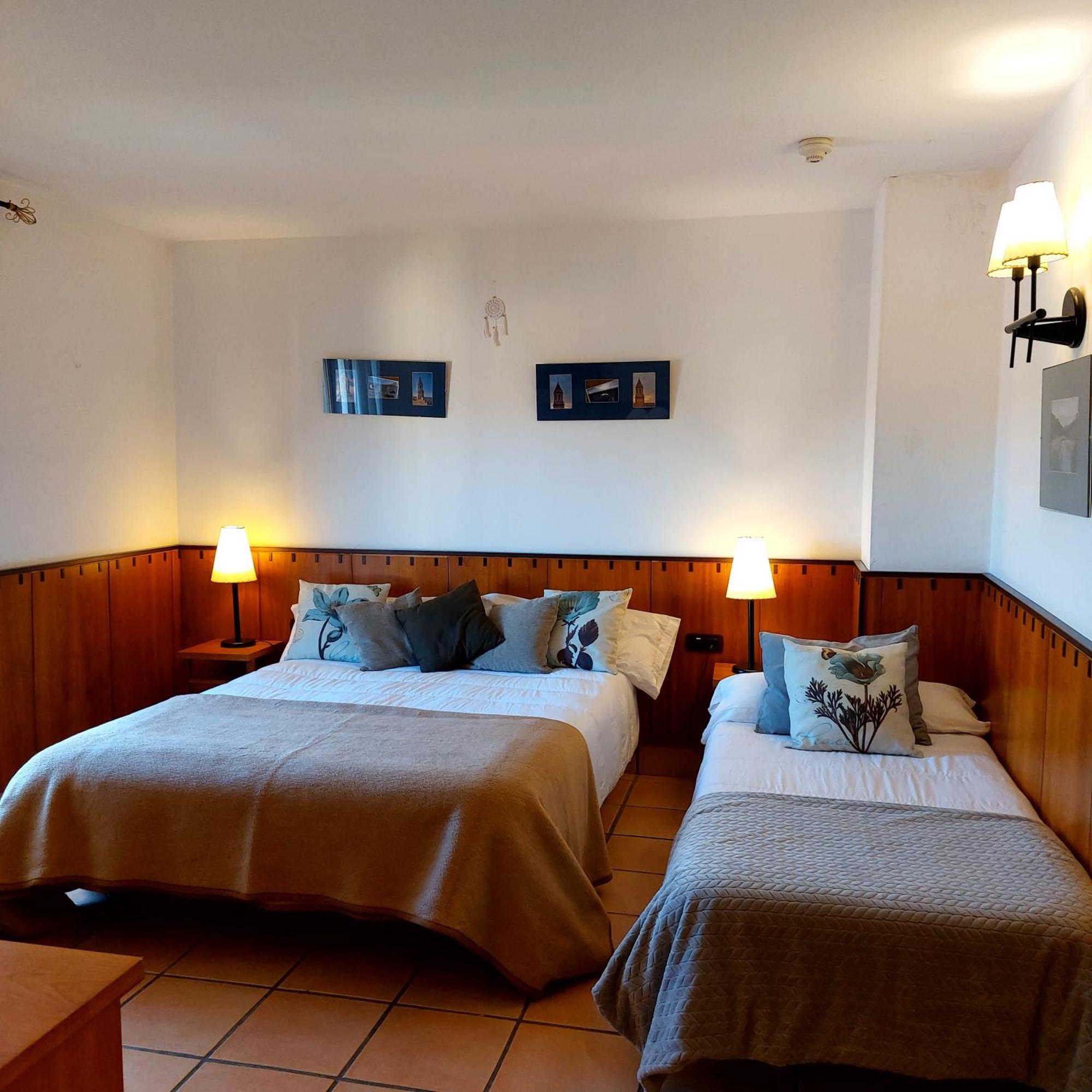 Hostal Tastavins Peñarroya de Tastavins Kamer foto